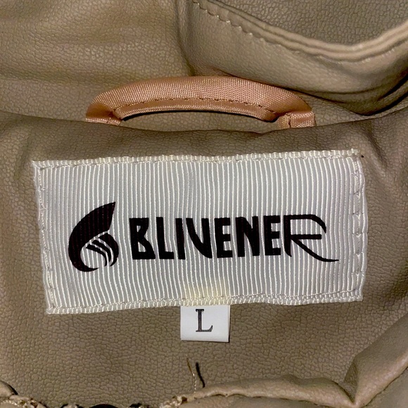 BLIVENER SIZE LARGE WOMEN Tan/Cream zipper up and Leather characteristics! - Picture 7 of 7